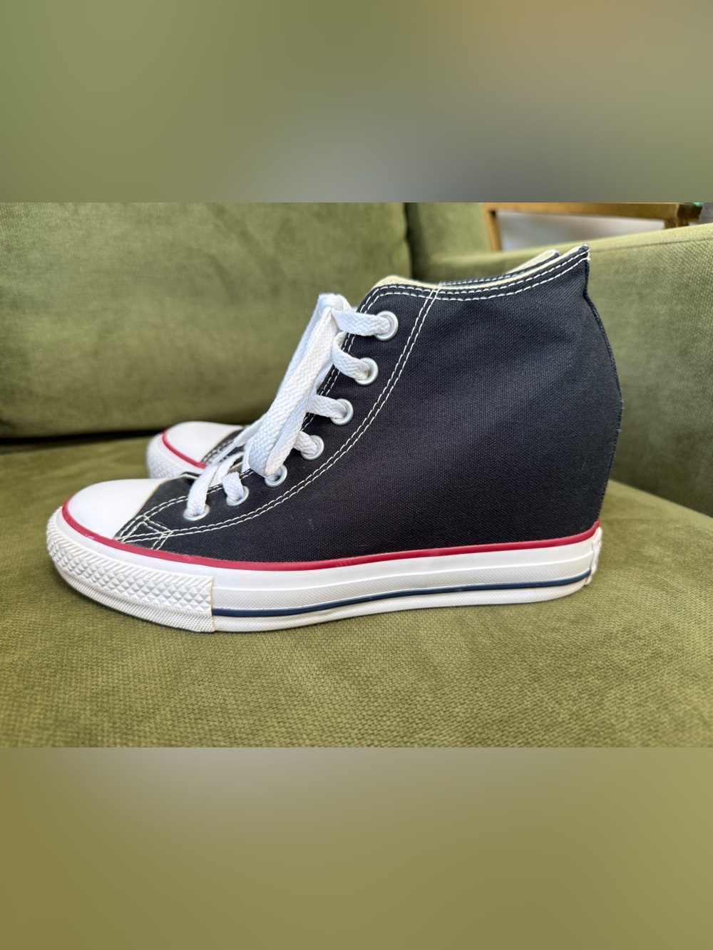 Converse Chuck Taylor All Star Lux Hidden Heel Wedge Sneaker Sz 9